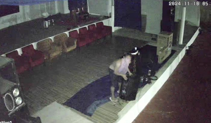 Comprar caixa de som e mesa de áudio que roubaram da nossa igreja 