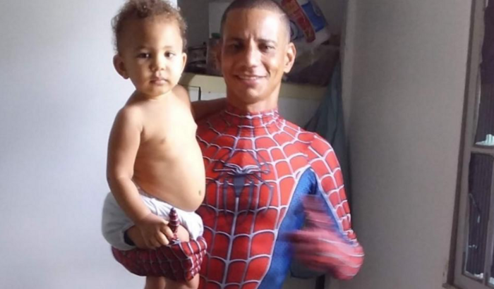 Família homem aranha