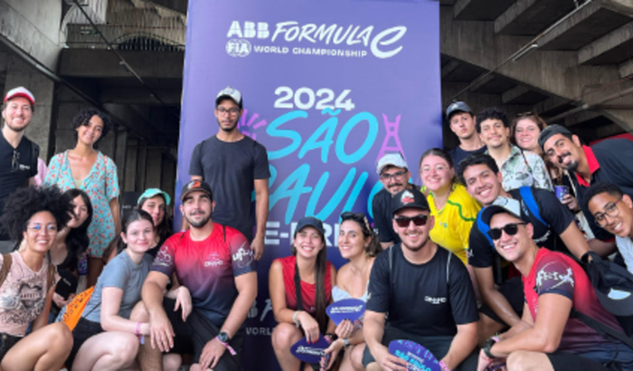 Acelere com a Dinamo E-Racing UFSCar