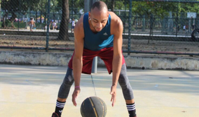 Ajude o Bola ao Alto