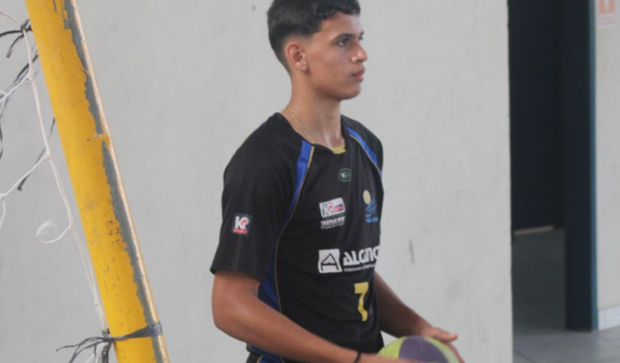 Ajude Gustavo a participar da seletiva de Vôlei em Uberlândia 