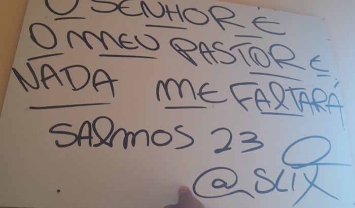 Ajudar o slix compra um celular 