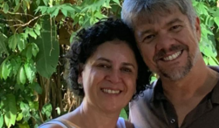 Ajuda para cirurgia da Adriana: ressecção de colangiocarcinoma.