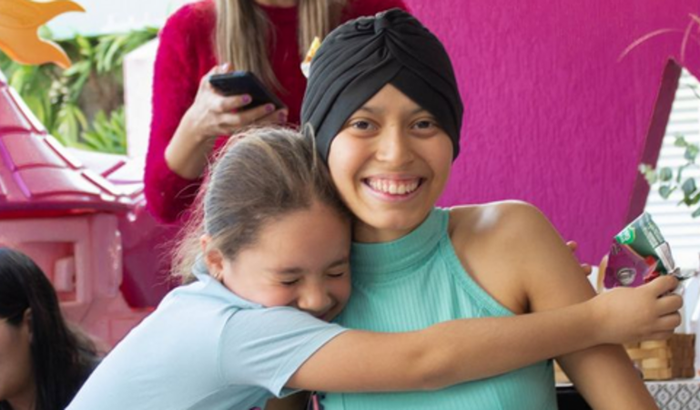 Ajude a Emelly Eduarda ter a sua prótese 🦿