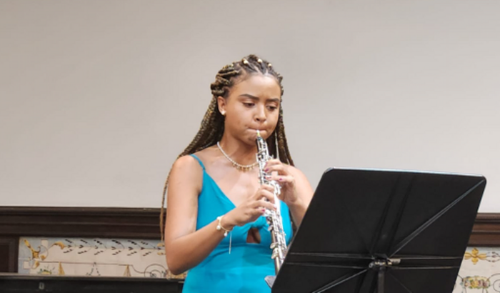 Ajude Uma Oboísta a Participar do FEMUSC – Sua Doação Importa!