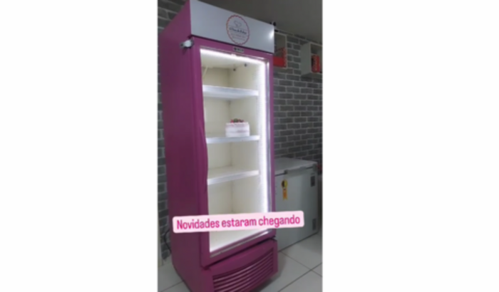 Geladeira para trabalho