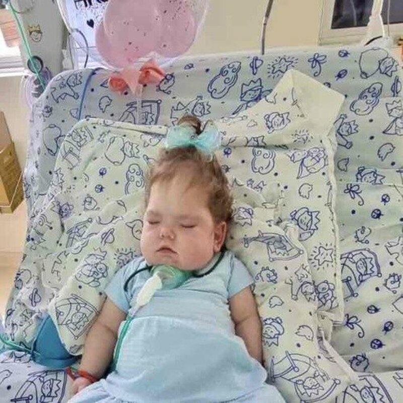 Ajude no tratamento da Marina 