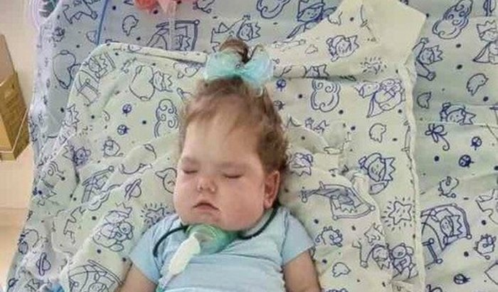 Ajude no tratamento da Marina 