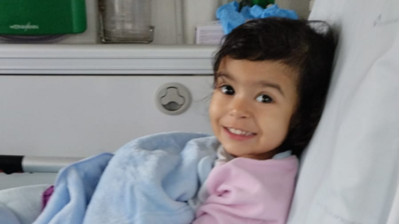 Ajude a Lívia a vencer o tumor tronco cerebral