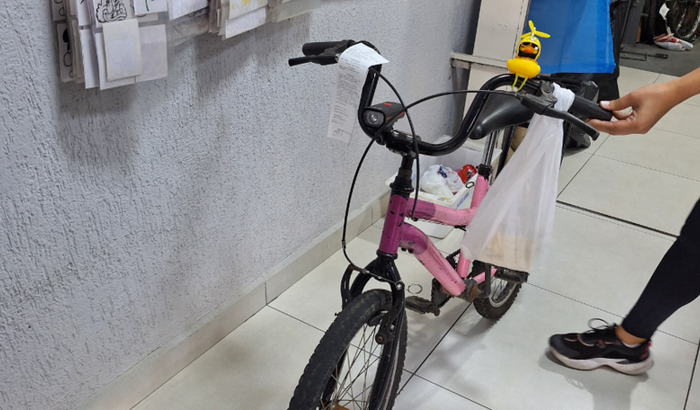 AJUDE O DANIEL A ARRUMAR A SUA BICICLETA