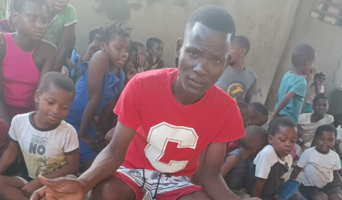 Ajuda as crianças de Moçambique 