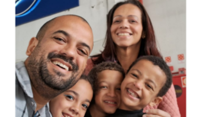 Ajude a garantir o material escolar dos nossos filhos!