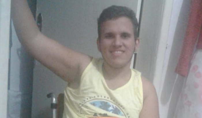 AJUDA PARA COMPRAR A CADEIRA DE RODAS DO ANDREZINHO