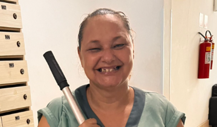 Completando o sorriso da Alê