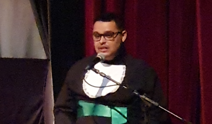 Ajuda para comprar uma maca portátil e outros equipamentos 