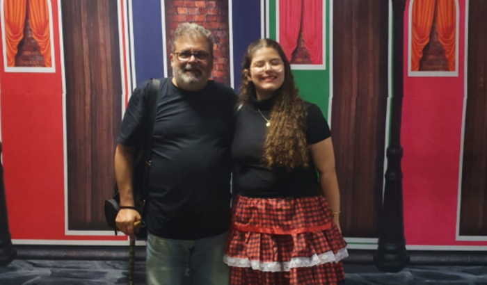Me ajude a pagar o velório do meu pai e a minha escola