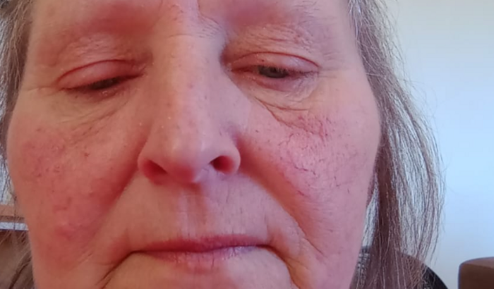 Ajuda para fazer uma casinha d madeira para minha mãe