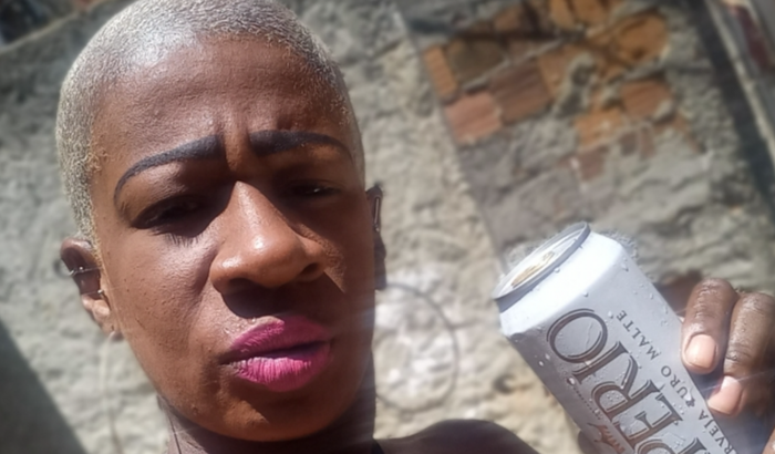 Ajudar a diva a pagar o emprestimo 