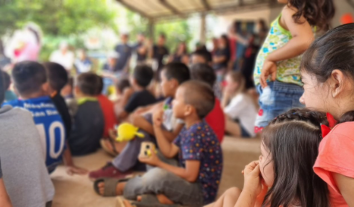 Ajude a Jordana a Levar Amor e Esperança