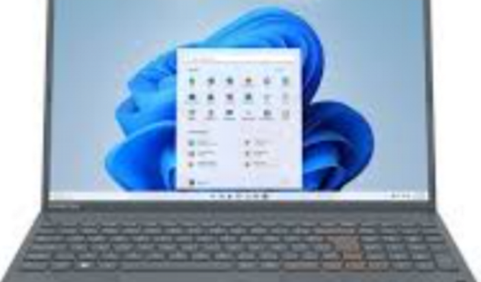 Notebook para estudante universitária estudar/ dar aulas on-line