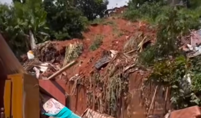 Família da Tragédia  da Rua Turim ( Escadaria Maria Maria )