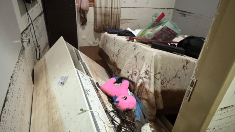 Ajude minha família a recuperar a nossa casa!