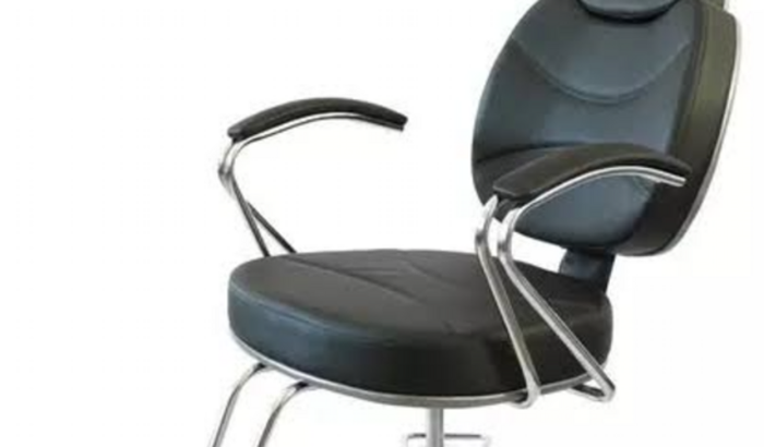 Me ajude a compra Uma cadeira de barbeiro 