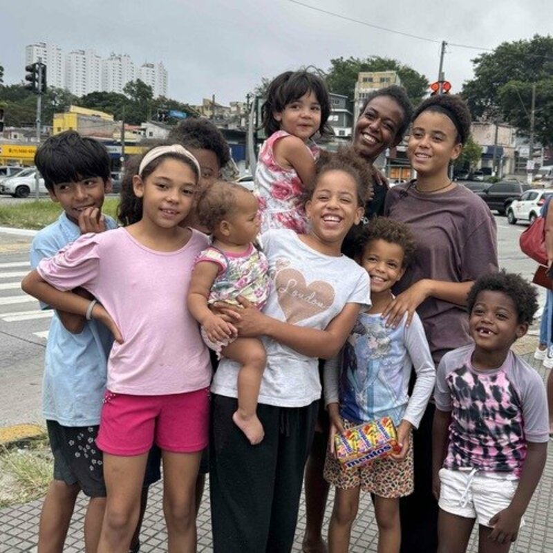 Ajude as crianças do farol 