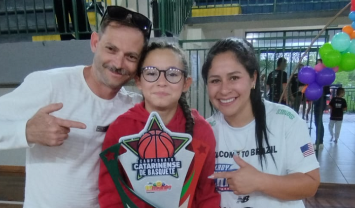 Projeto Intercâmbio Internacional Basquetebol Feminino ⛹️♀️🏀 - Lary, rumo ao Texas