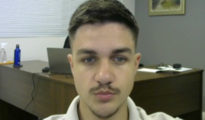 Ajuda para o Gustavo Branco pagar o Premium do Spotify