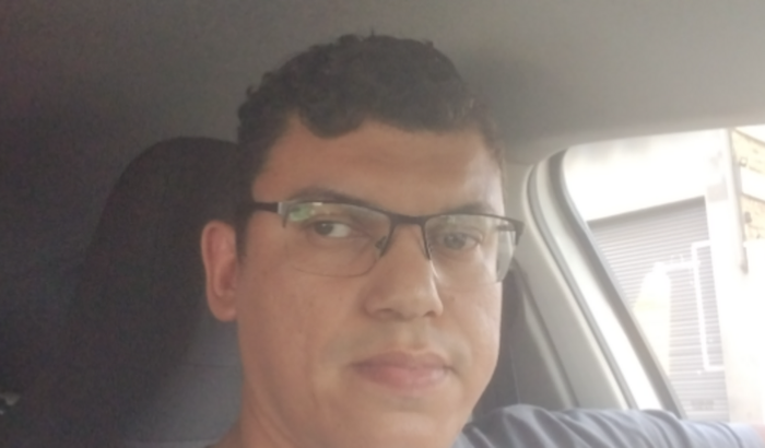 Boa tarde a todos... Gente estou querendo sai da dívida de agiota... Quem poder me ajudar agradeço muito... Nunca nisso