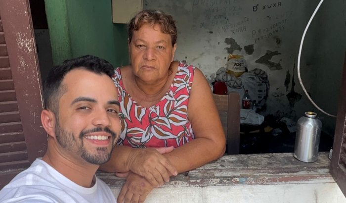 Ajudando a nossa amada Dra Xuxa 