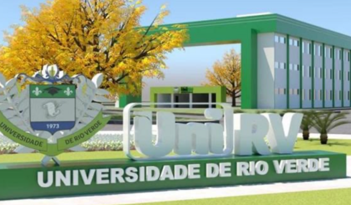 “Me ajude a Realizar o Sonho de Cursar Direito na UniRV!”