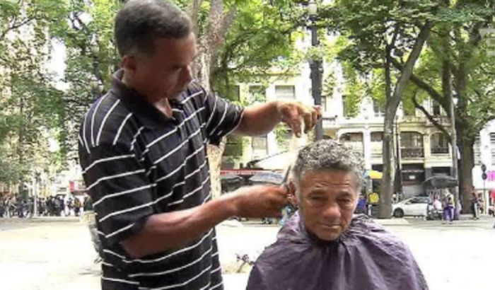 Transformação Social: Um Corte de Cada Vez