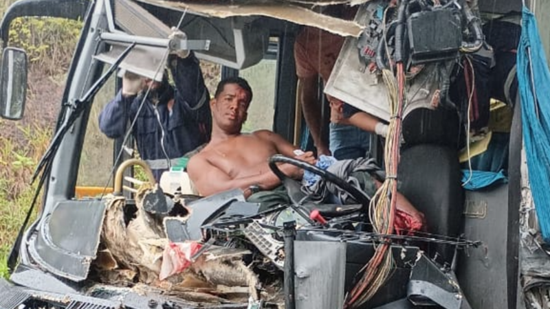 Ajudar na prótese mecanica