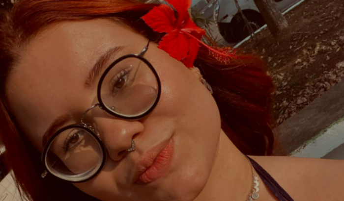 Apoie uma estudante da FACULDADE PÚBLICA