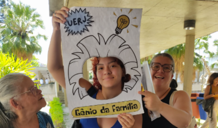 Ajuda para cursar a faculdade (UERJ)