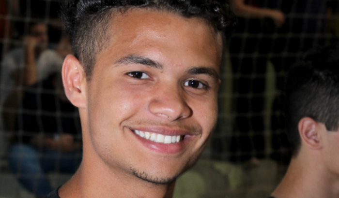 Ajuda dos custos das divididas do falecido Samuel Pablo Monteiro