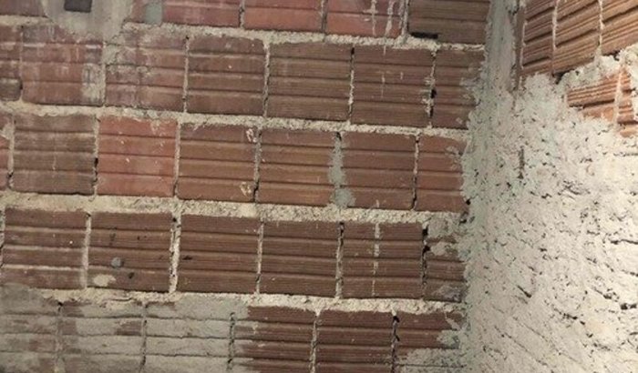 Ajuda pra terminar de construir minha casa com minha esposa 