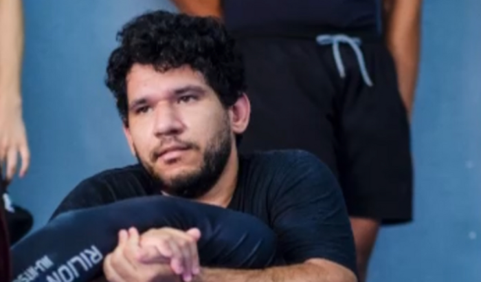 Ajude uma besta enjaulada a competir! [Edivaldo Jr]