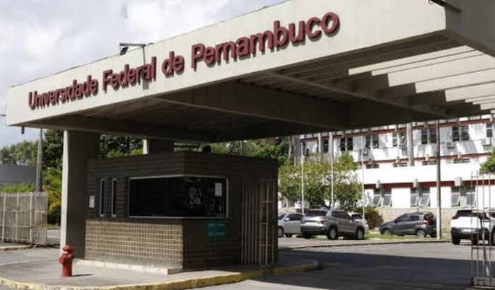 Ajuda para a compra de um notebook pra fazer faculdade de serviço social.