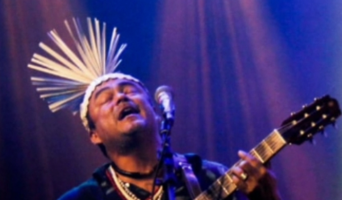 Ajude a levar a música ainda mais longe com mais qualidade