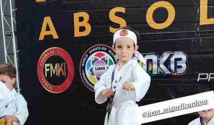 Apoie o João no campeonato brasileiro de karatê