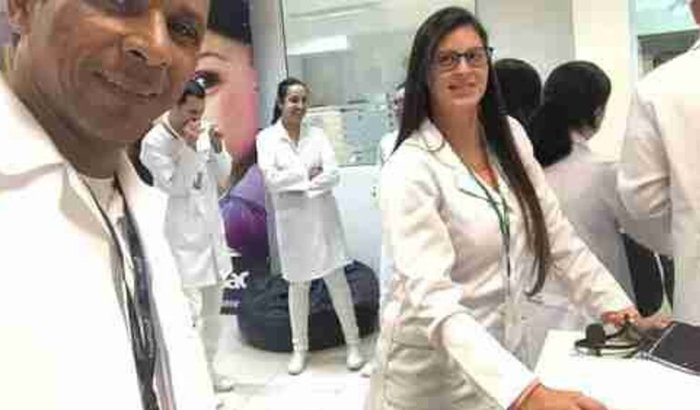 Nos ajude? 🙏🏼🥼🦠🩸🖥️🤍🩺💉🧬🔭🔬💊