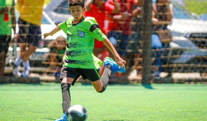 Ajude meu Irmão a Representar o Brasil no Futebol Internacional 