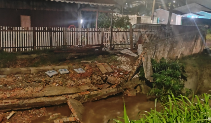 Ajuda pra casa DESMORONADA