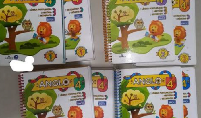Material escolar Joao e Ana Clara
