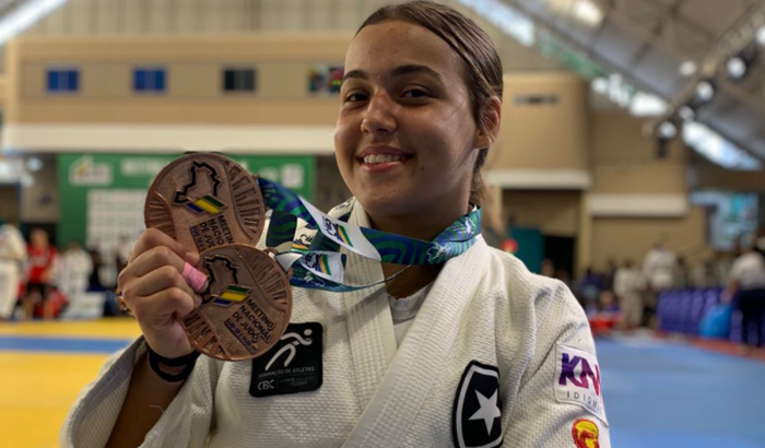 Alicia Rembt Sub-18/Sub-21 do Brasil para o tatame mundial.