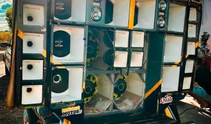 Ajude a reconstruir o Paredinha CS SHOWS