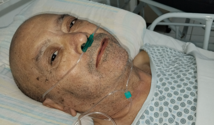 Dignidade para um ancião que o coração ainda bate forte .